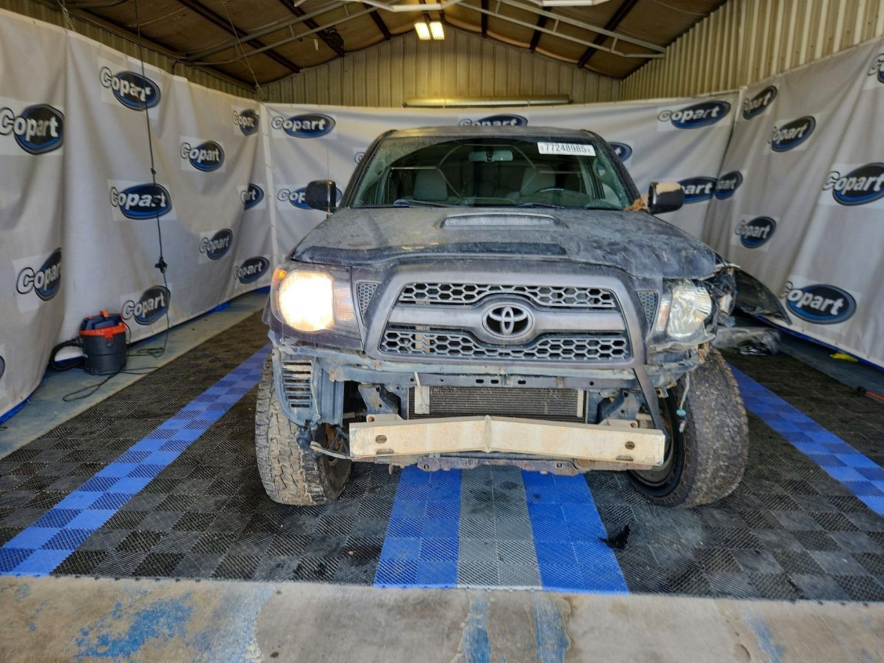 2011 Toyota Tacoma Double Cab - Image 5