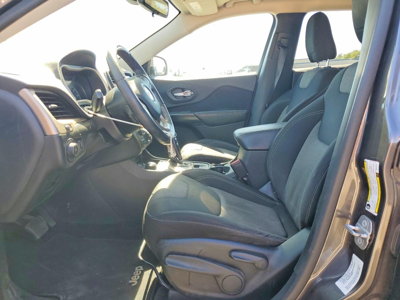 2014 Jeep Cherokee Latitude - Фото 7