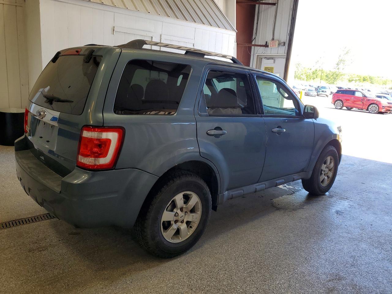 2010 Ford Escape Limited - Фото 3