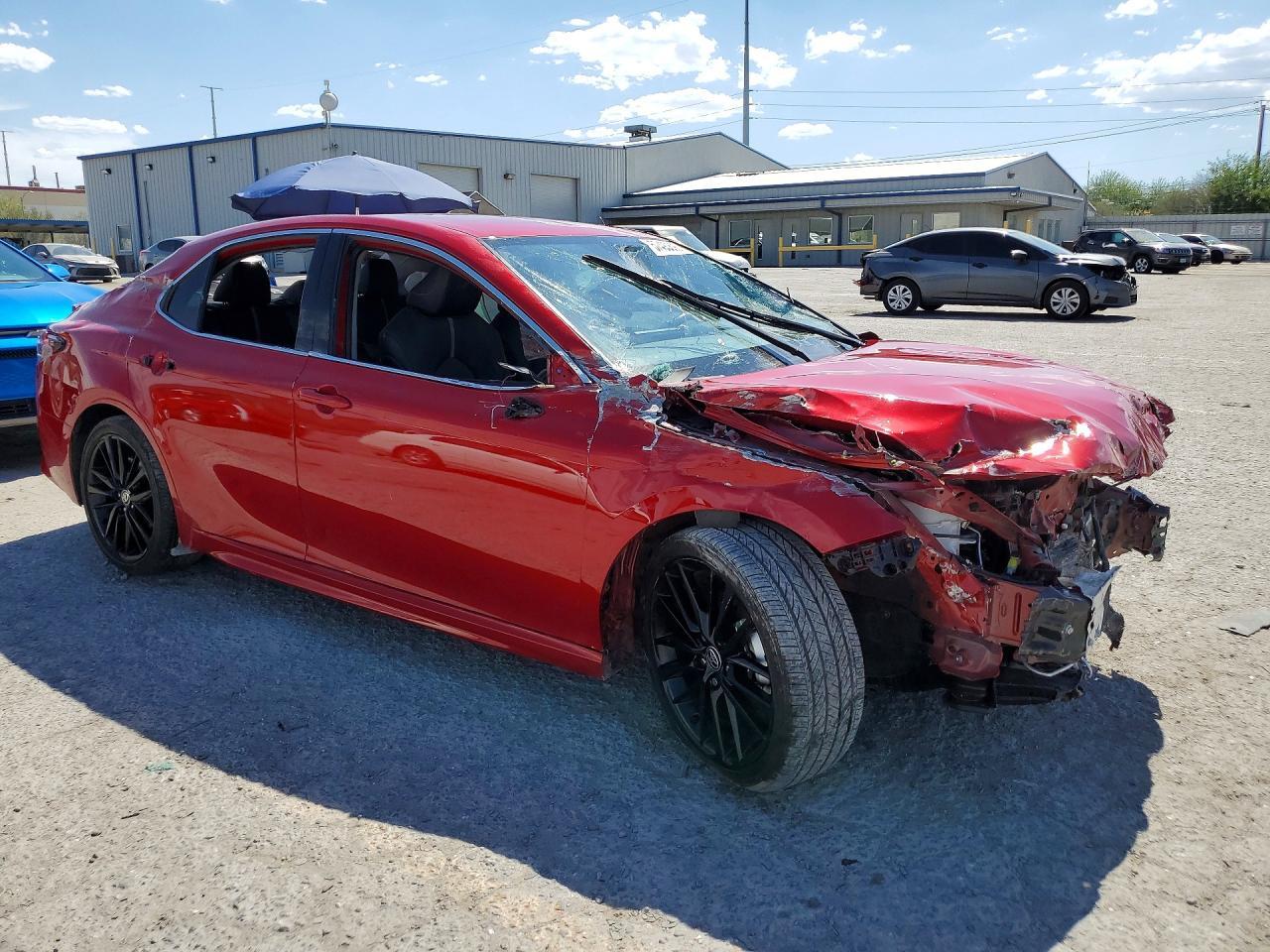 2021 Toyota Camry Xse - Фото 4