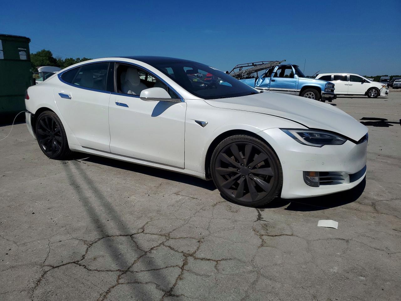2017 Tesla Model S - Image 4