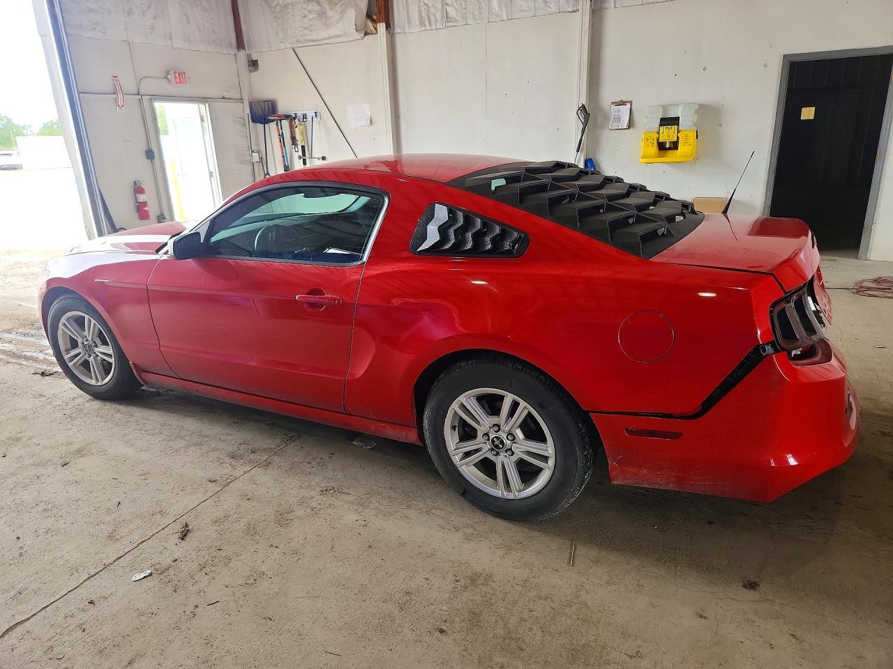 2014 Ford Mustang - Фото 2