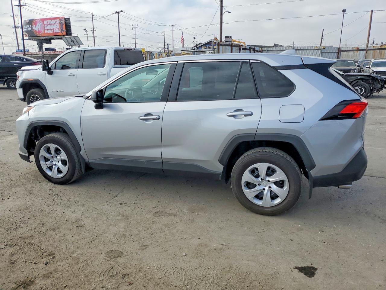 2024 Toyota Rav4 Le - Фото 2