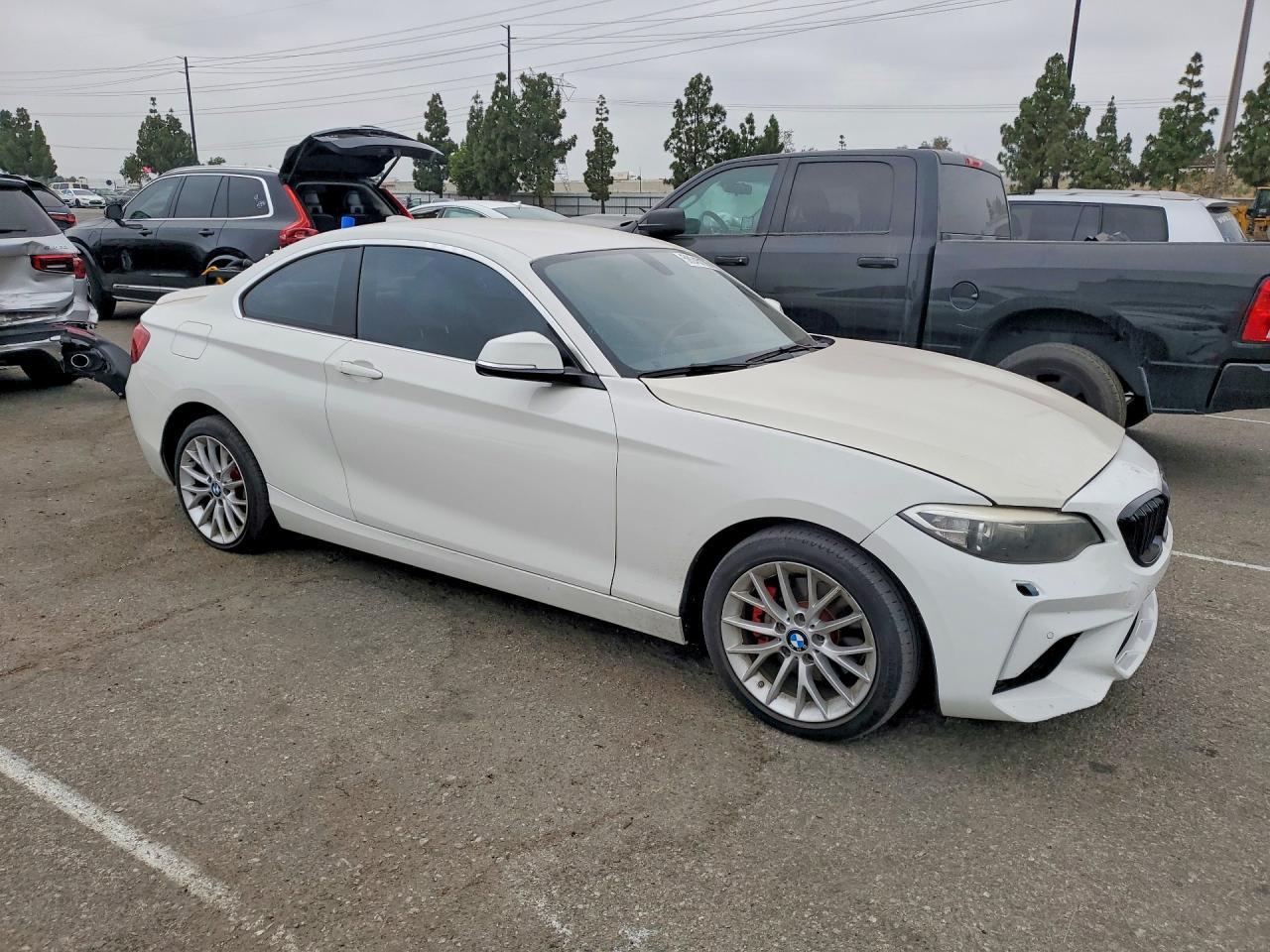 2016 BMW 228 I Sulev - Image 4