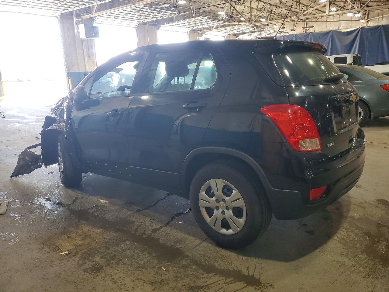 2018 Chevrolet Trax Ls - Фото 2