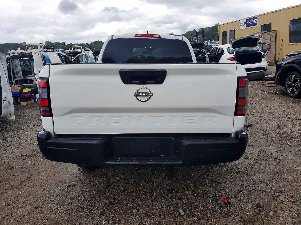 2024 Nissan Frontier S - Image 6