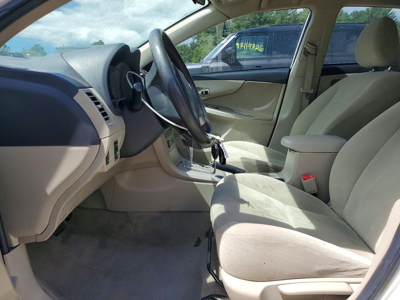 2012 Toyota Corolla Le - Фото 7
