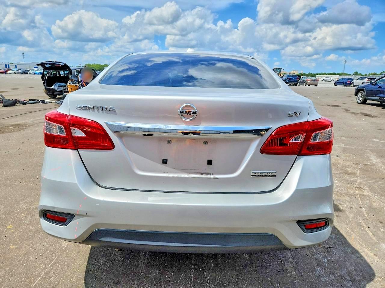 2019 Nissan Sentra Sv - Фото 6