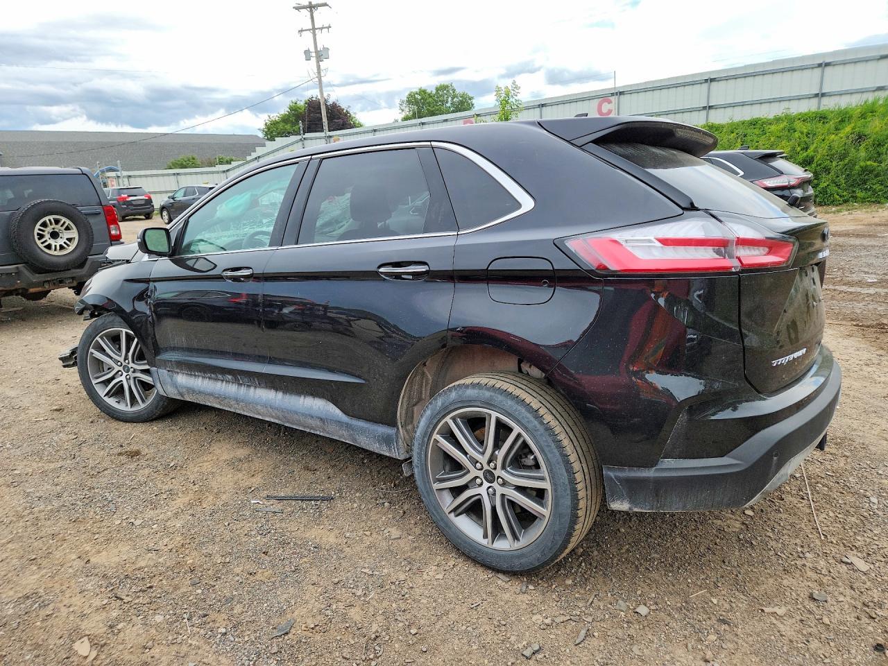 2024 Ford Edge Titanium - Фото 2