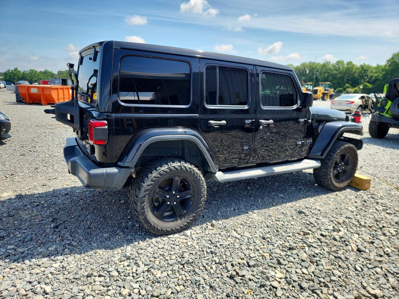 2020 Jeep Wrangler Unlimited Sahara - Фото 3