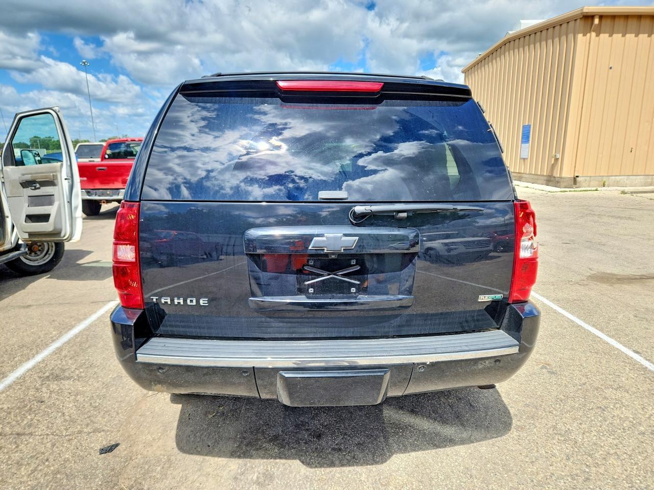 2012 Chevrolet Tahoe K1500 Ltz - Image 6