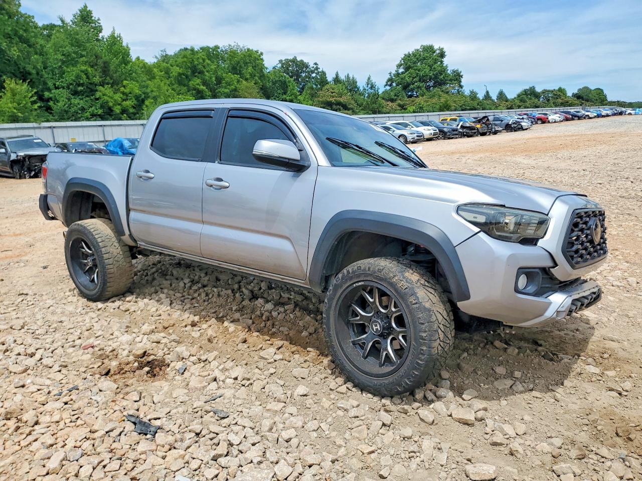 2021 Toyota Tacoma Trd Off-Road - Image 4