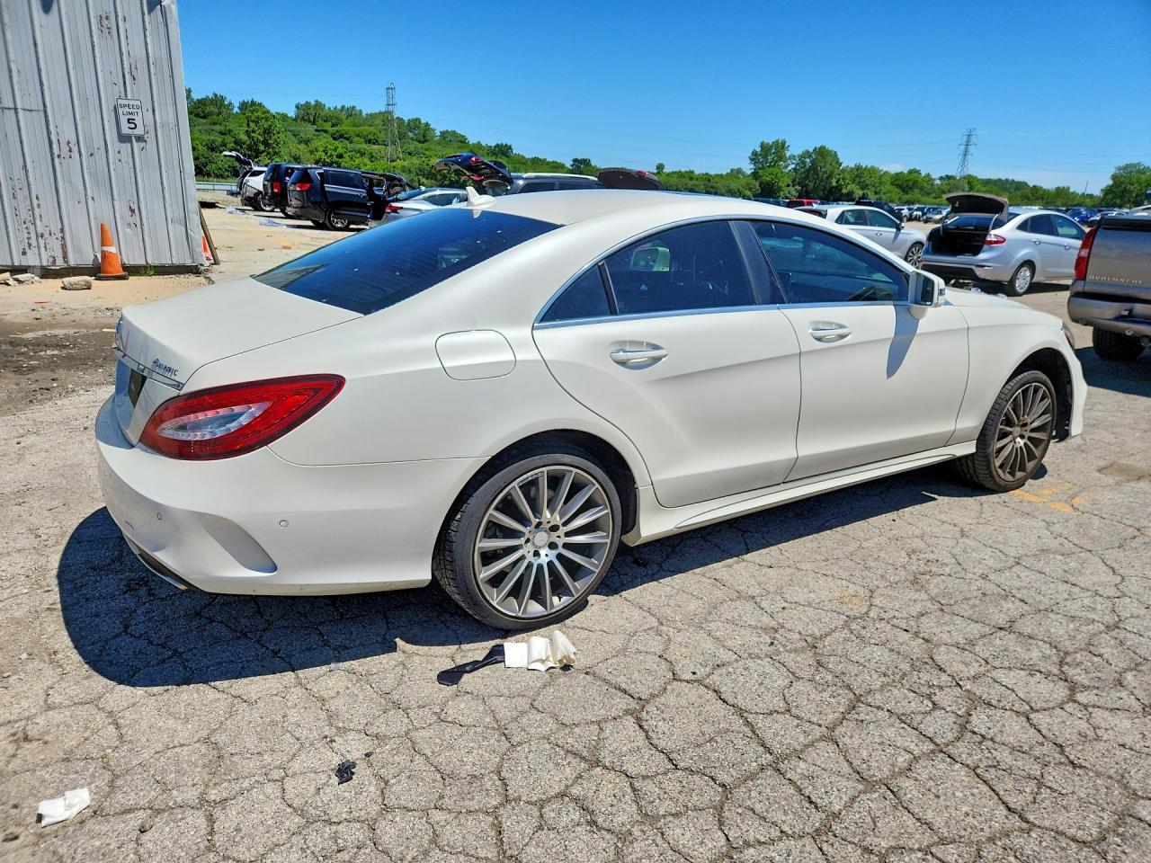 2016 Mercedes-Benz Cls - Фото 3