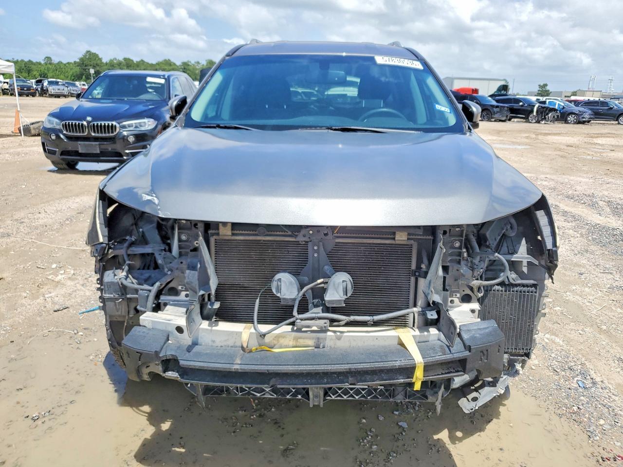 2017 Nissan Pathfinder S - Фото 5