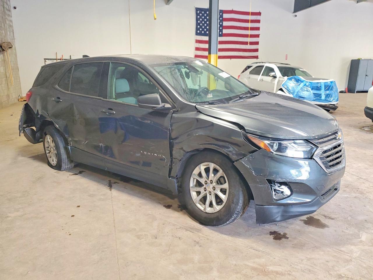 2019 Chevrolet Equinox Ls - Фото 4