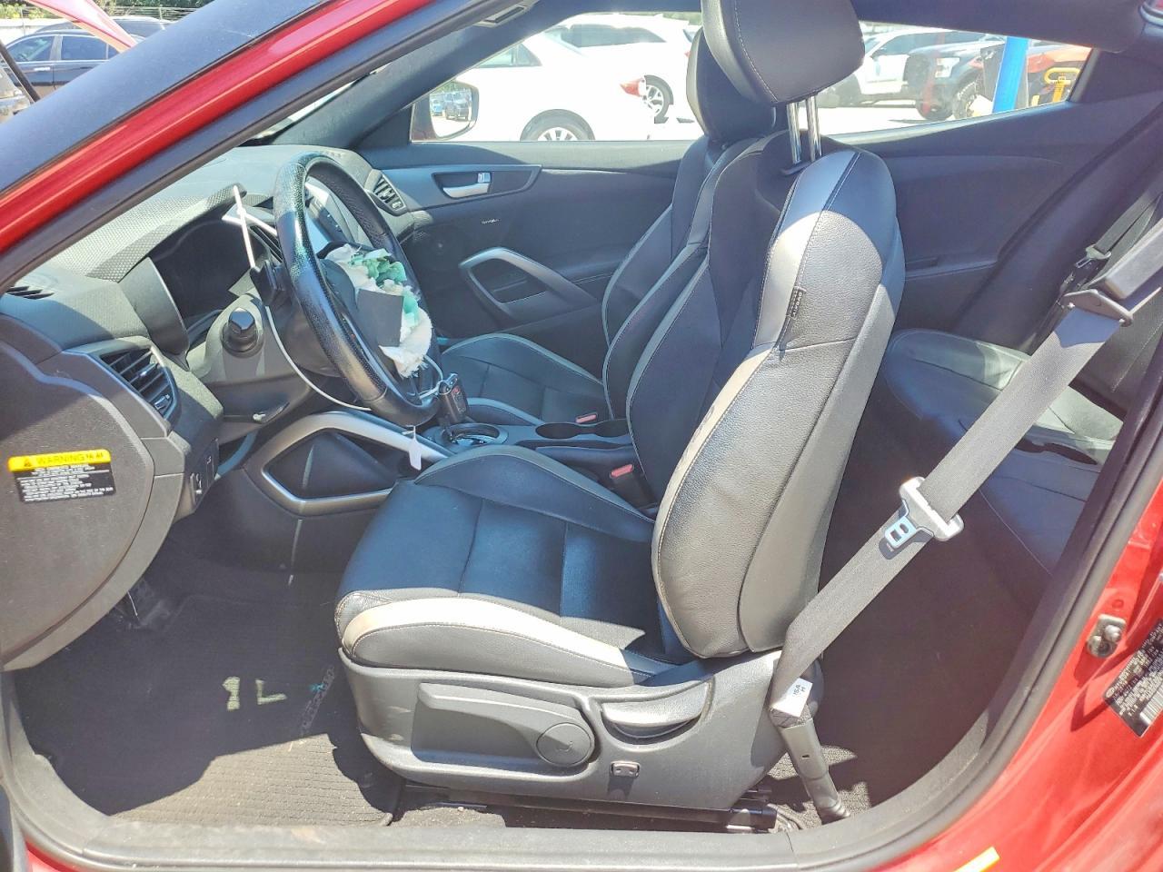 2016 Hyundai Veloster Turbo - Фото 7
