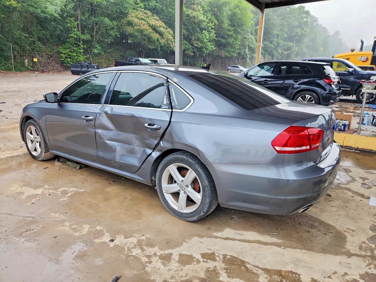 2014 Volkswagen Passat Se - Фото 2