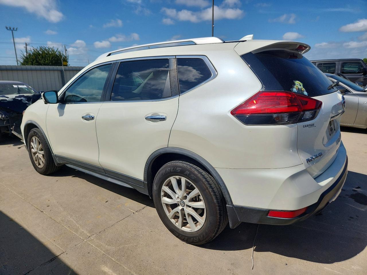 2017 Nissan Rogue Sv - Фото 2