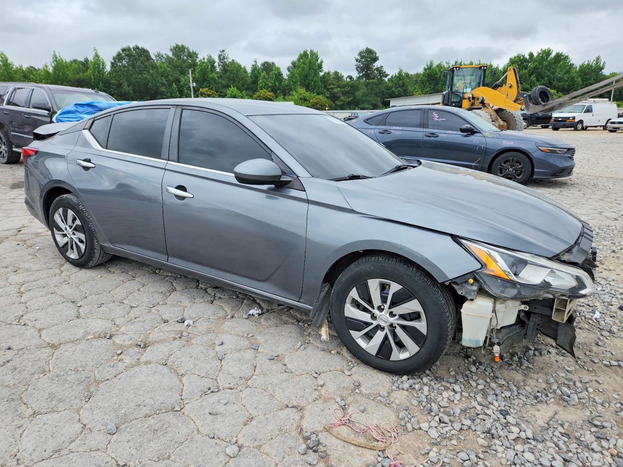 2020 Nissan Altima S - Фото 4
