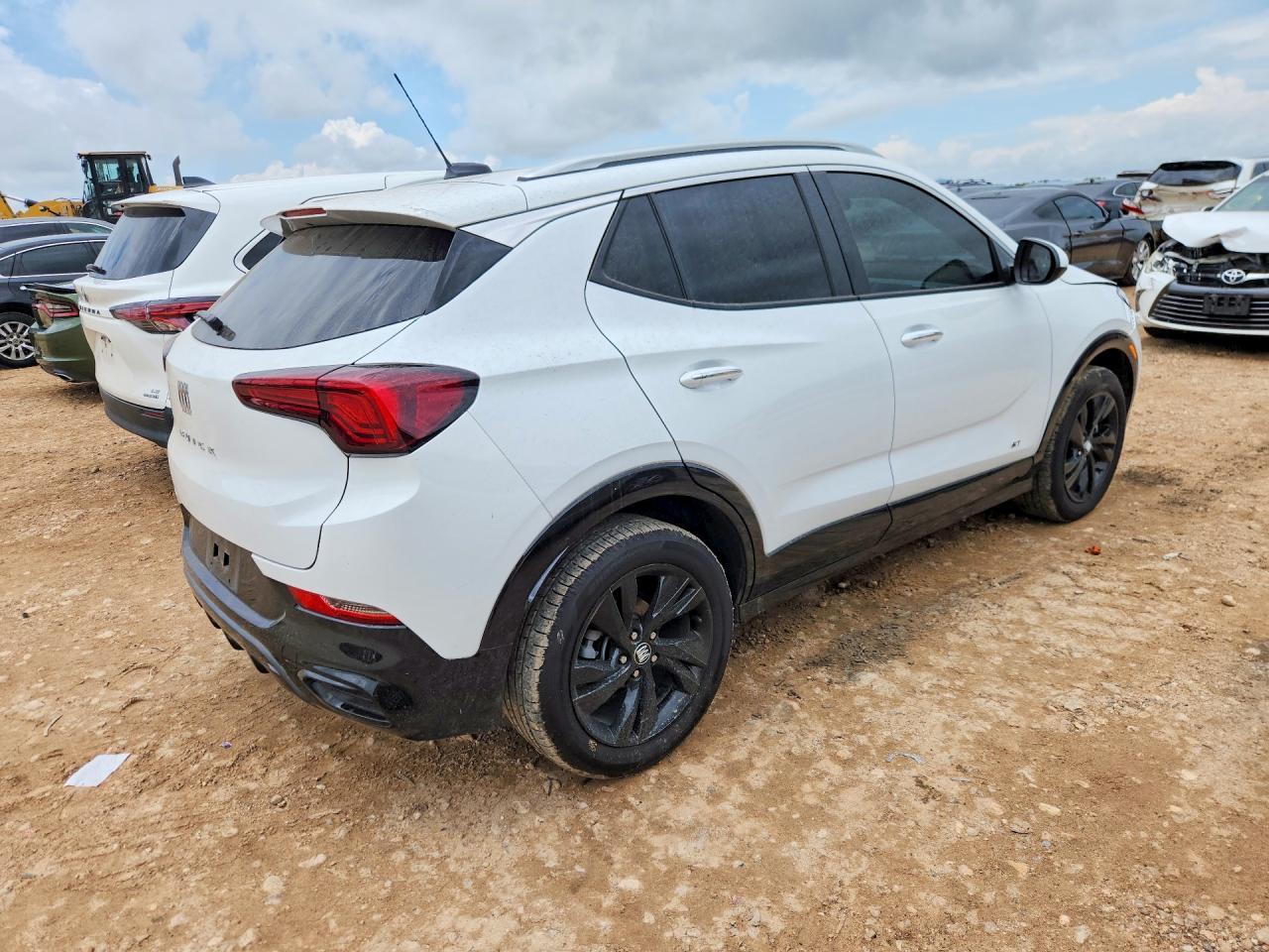 2026 Buick Encore Gx Sport Touring - Фото 3