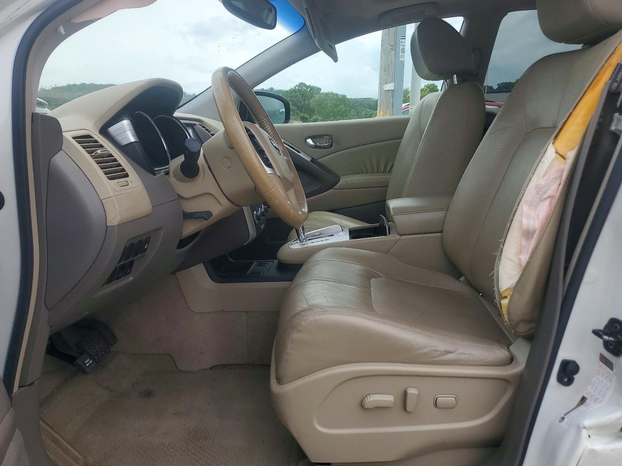 2010 Nissan Murano S - Фото 7