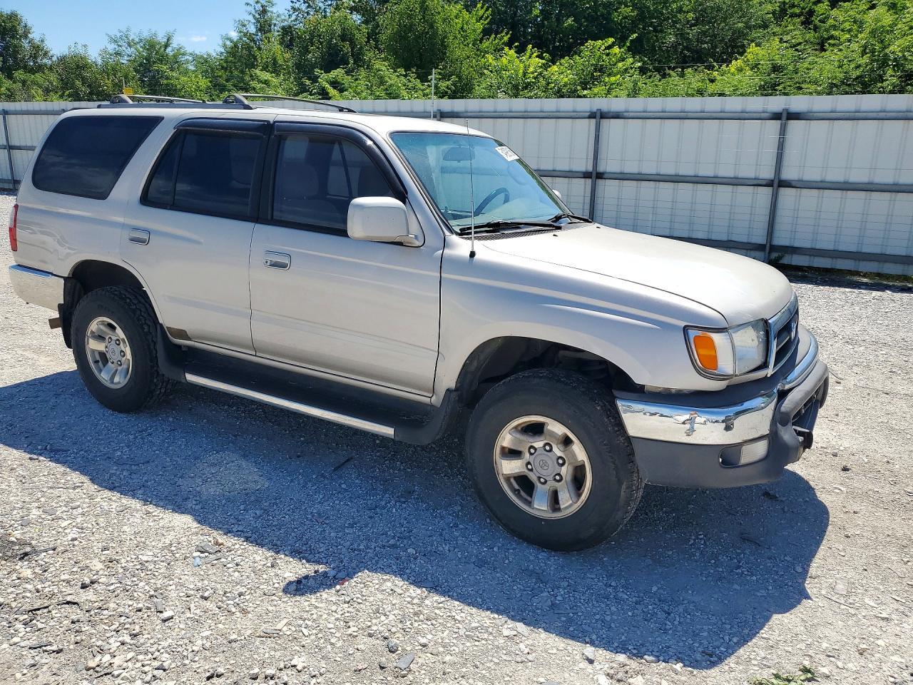 1999 Toyota 4Runner Sr5 - Image 4