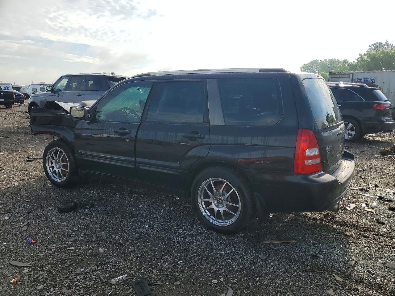 2005 Subaru Forester 2.5Xt - Фото 2