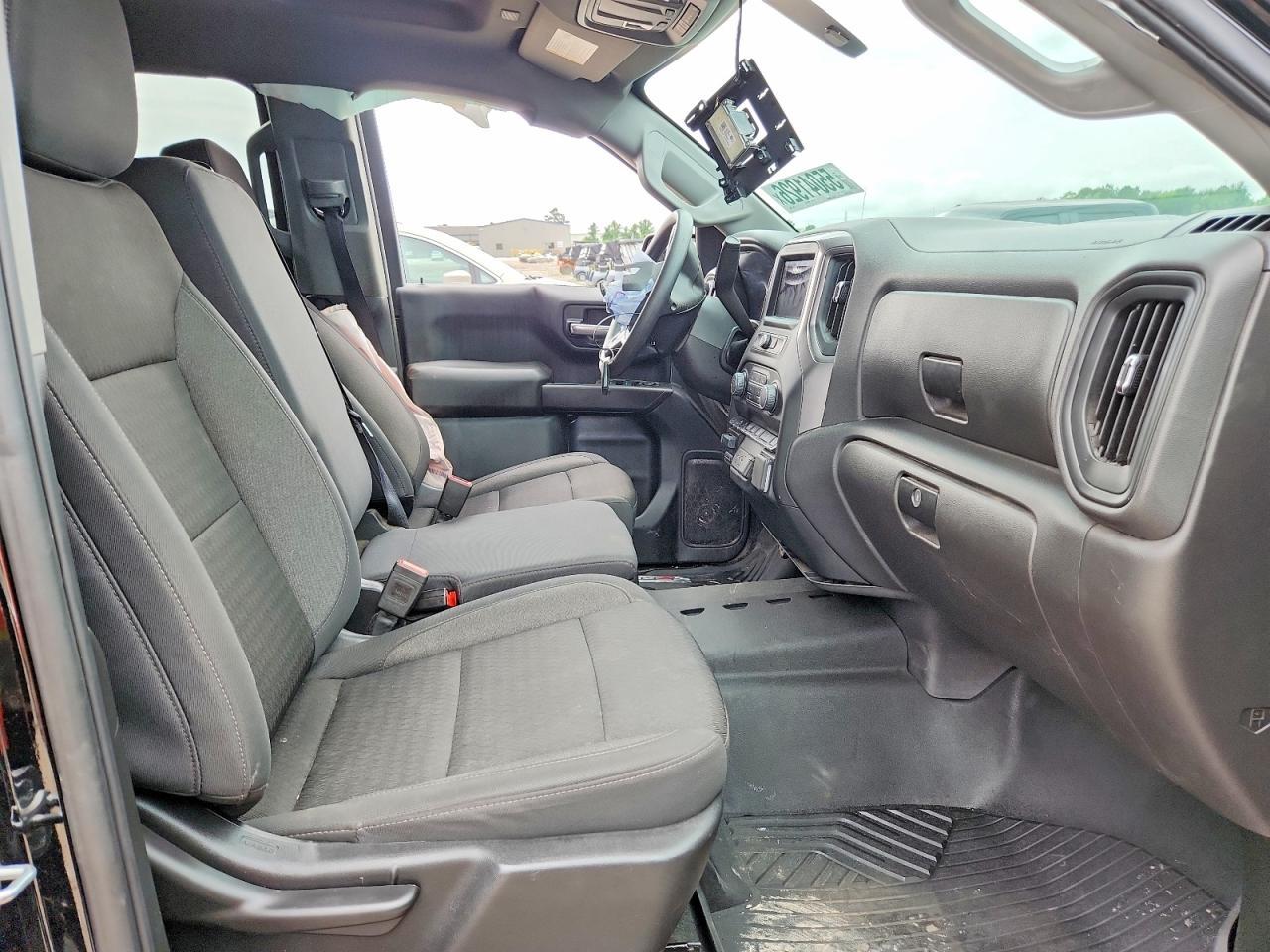 2025 Chevrolet Silverado K1500 Trail Boss Custom - Image 7