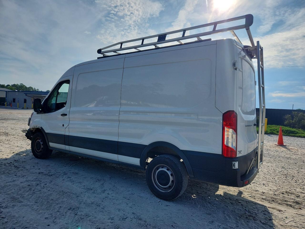 2023 Ford Transit T-250 Cargo - Фото 2