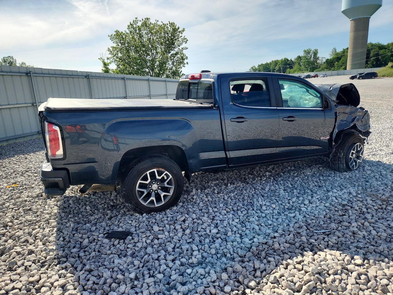 2019 GMC Canyon All Terrain - Image 3
