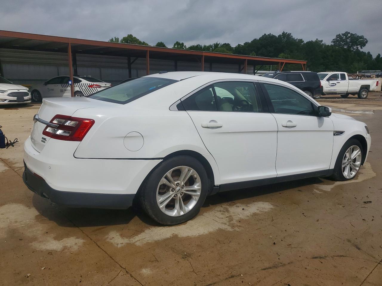 2015 Ford Taurus Sel - Фото 3