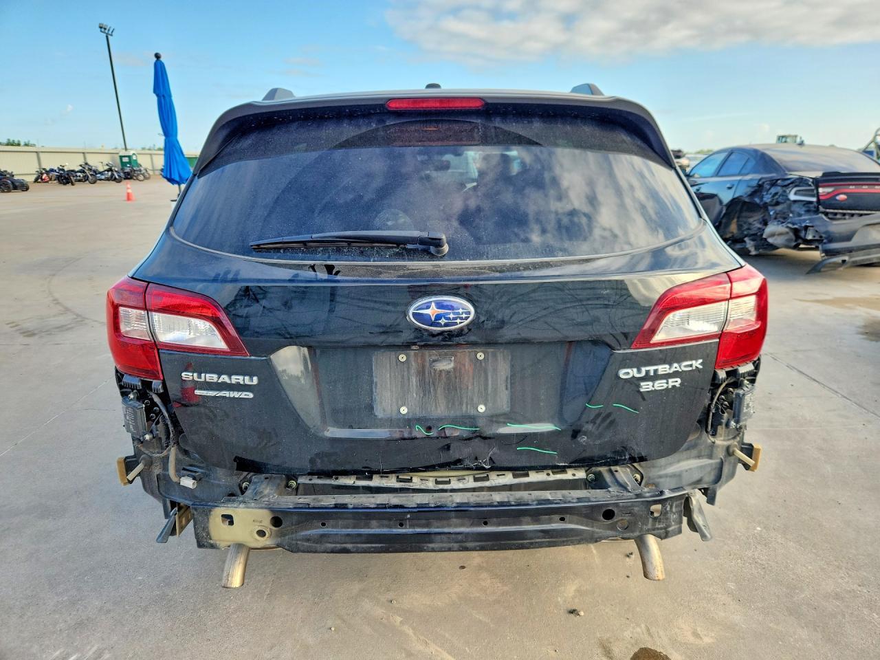 2019 Subaru Outback Touring - Image 6