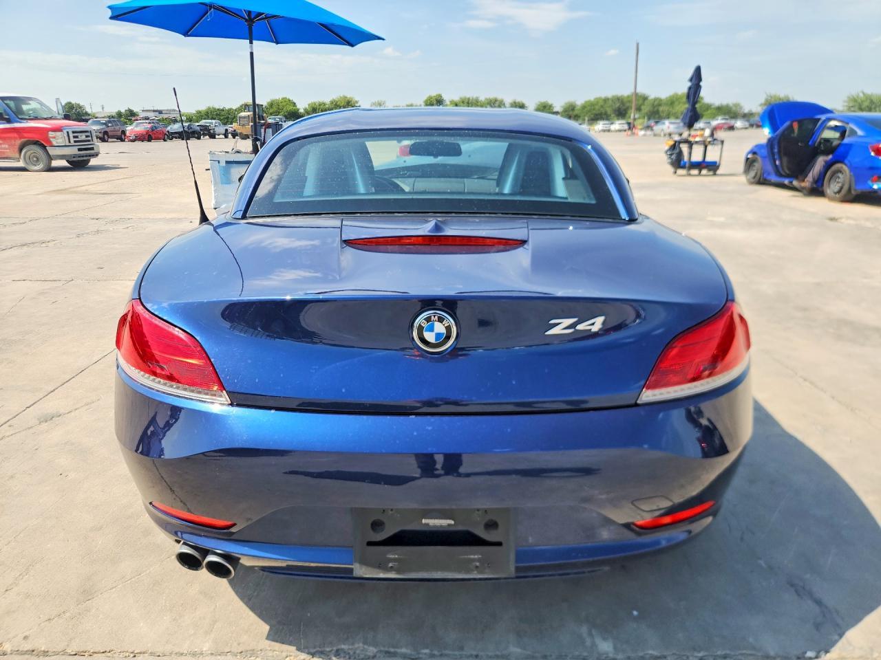 2014 BMW Z4 Sdrive28I - Image 6