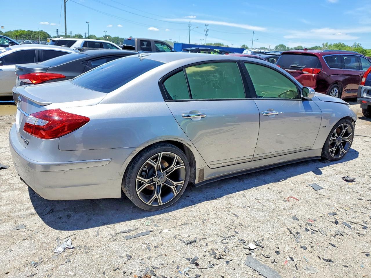 2013 Hyundai Genesis 5.0L - Image 3
