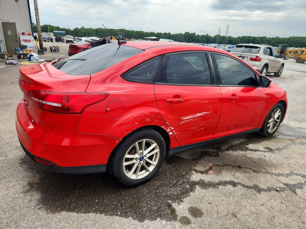 2015 Ford Focus Se - Image 3