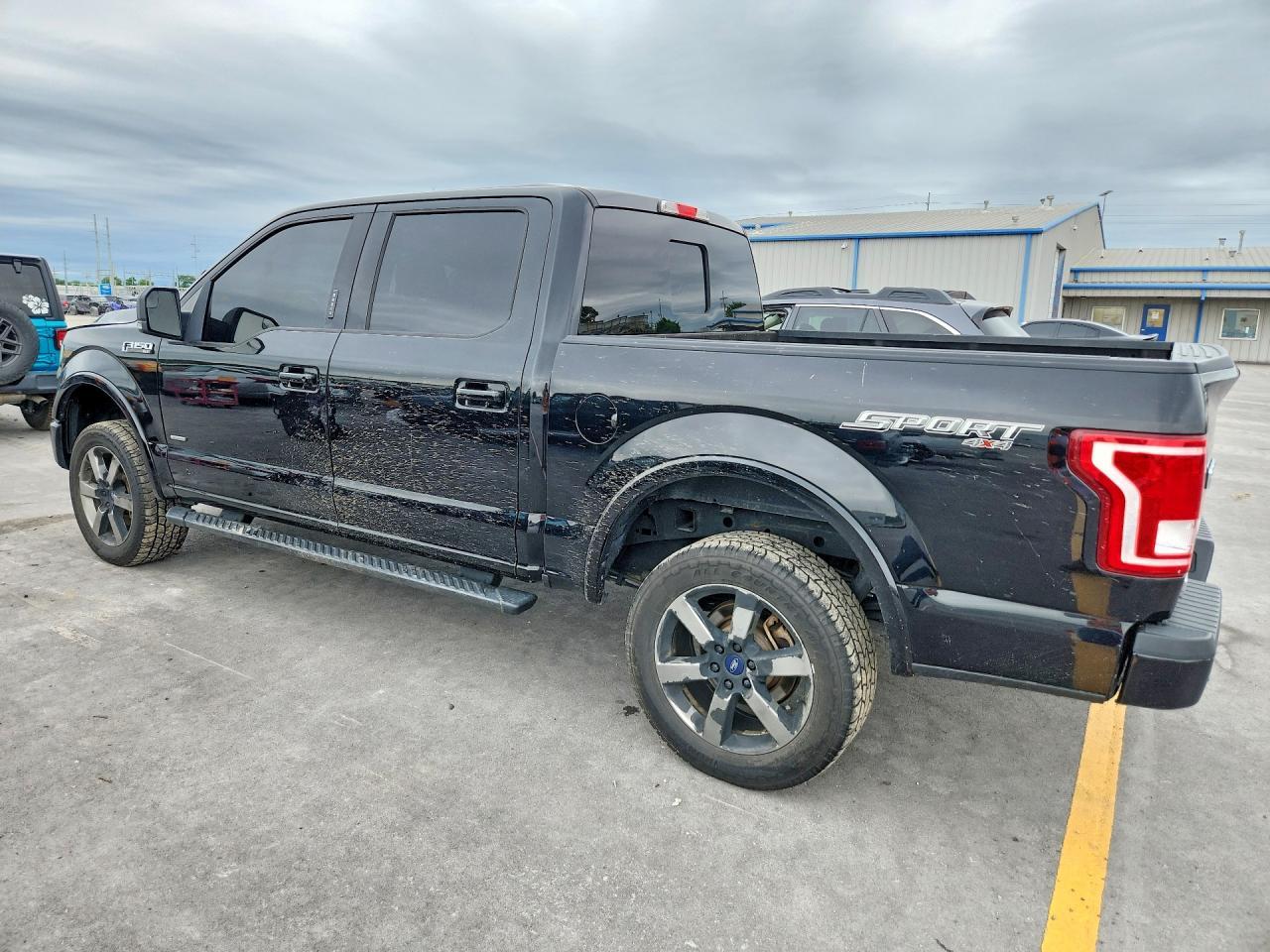 2017 Ford F150 Supercrew - Фото 2