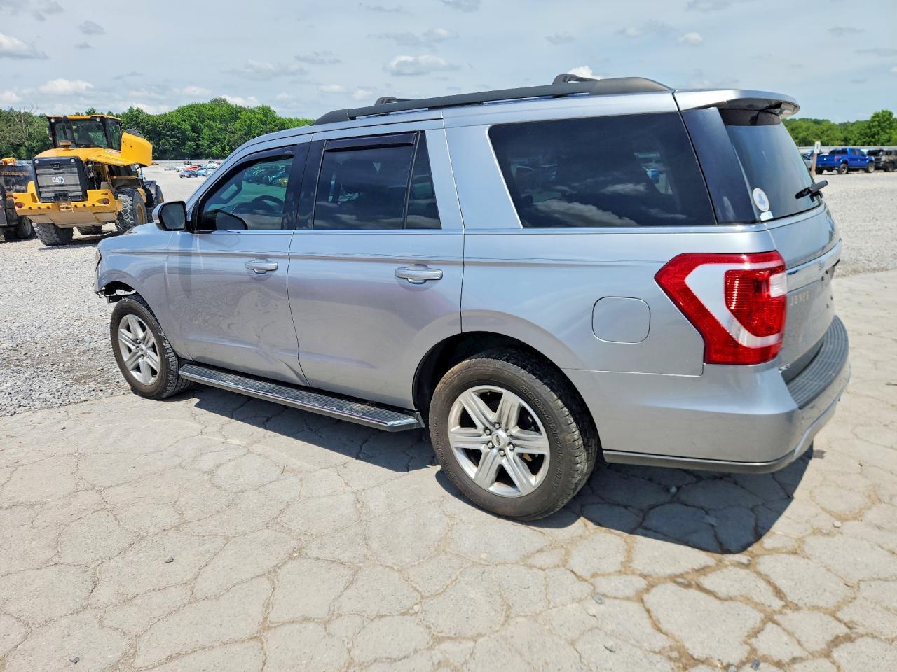 2021 Ford Expedition Xlt - Фото 2