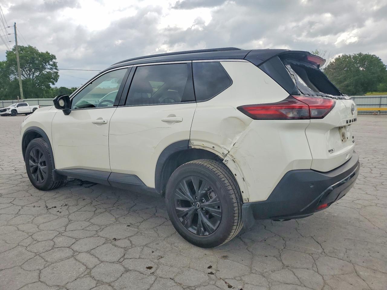 2023 Nissan Rogue Sv - Фото 2