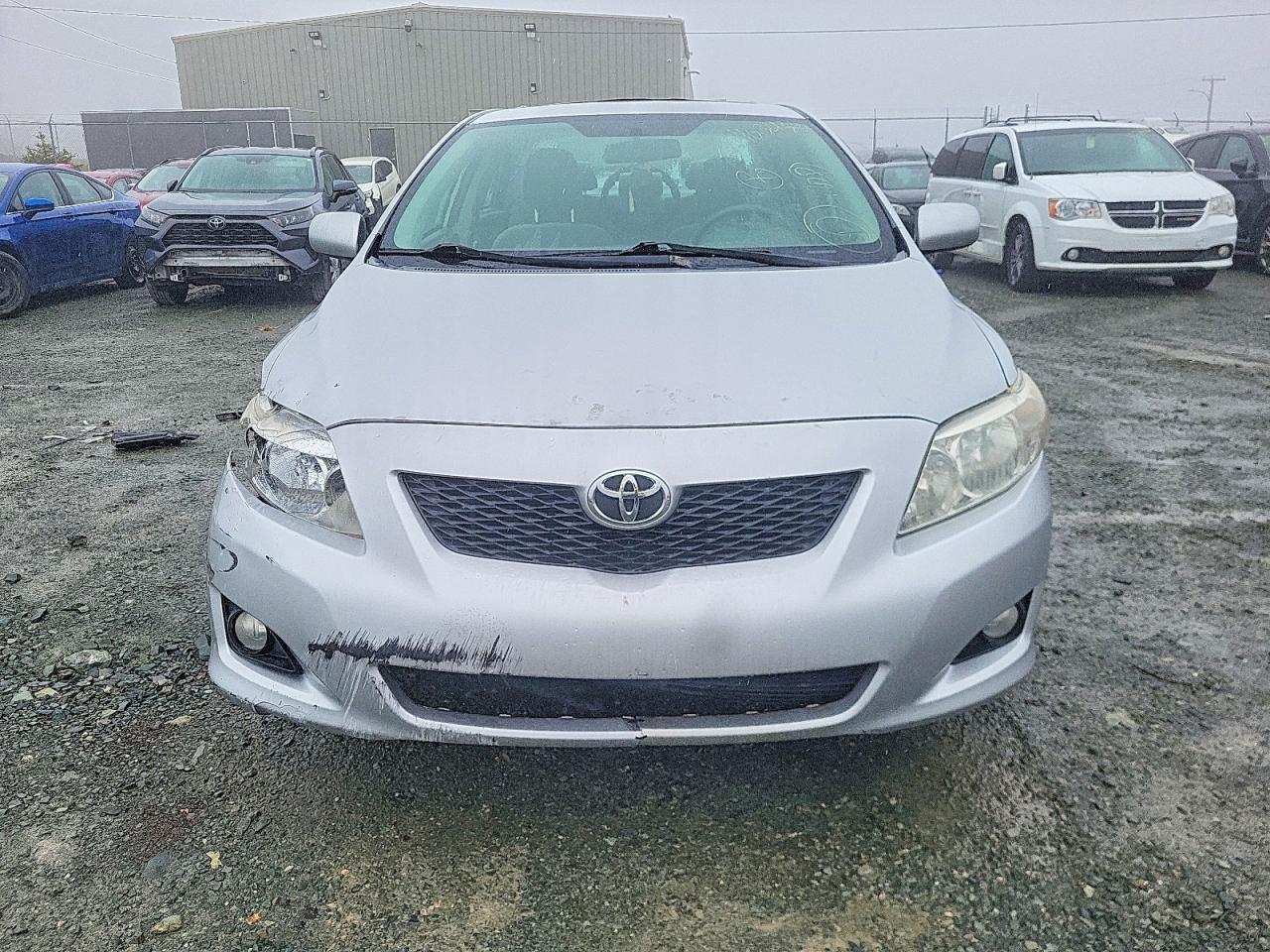 2010 Toyota Corolla Base - Фото 5