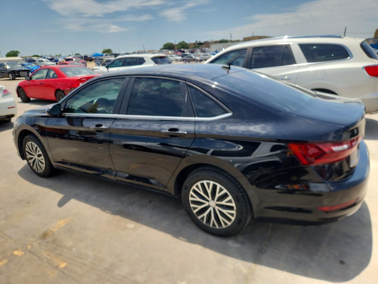 2021 Volkswagen Jetta S - Фото 2