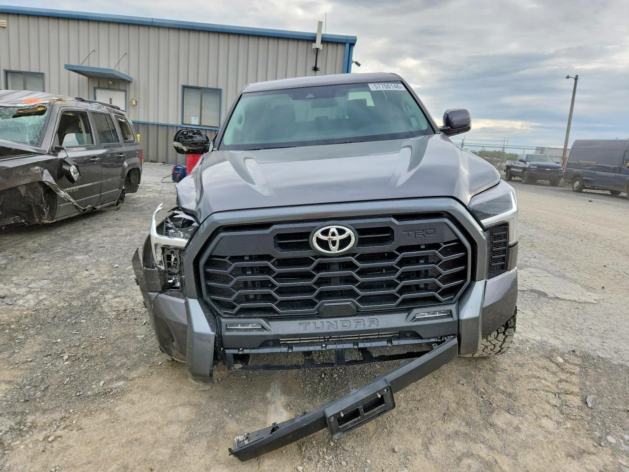 2024 Toyota Tundra Crewmax Sr5 - Фото 5