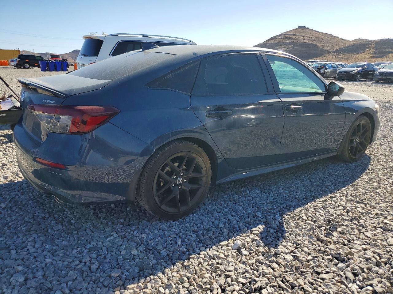 2025 Honda Civic Sport - Фото 3