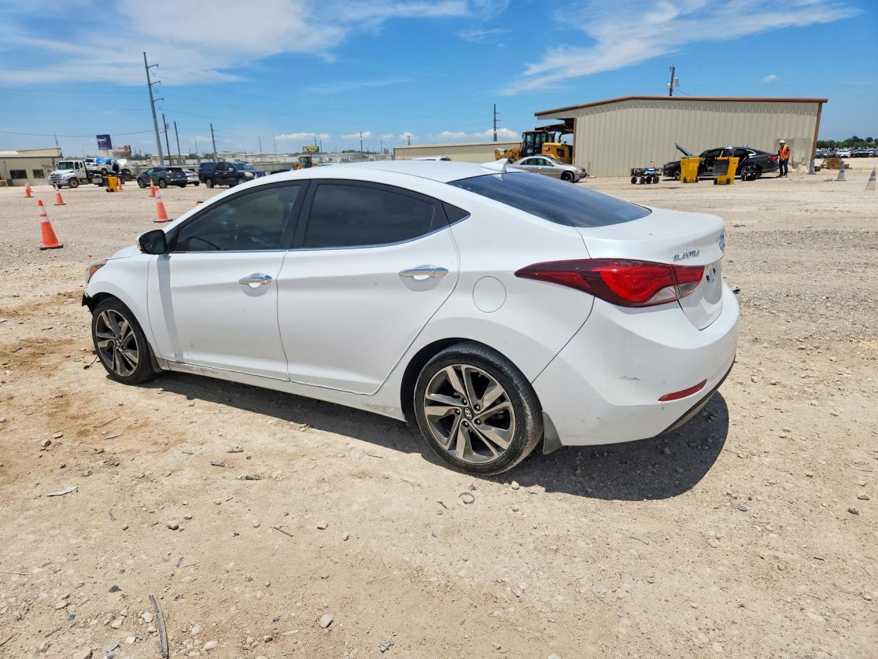 2015 Hyundai Elantra Limited - Image 2
