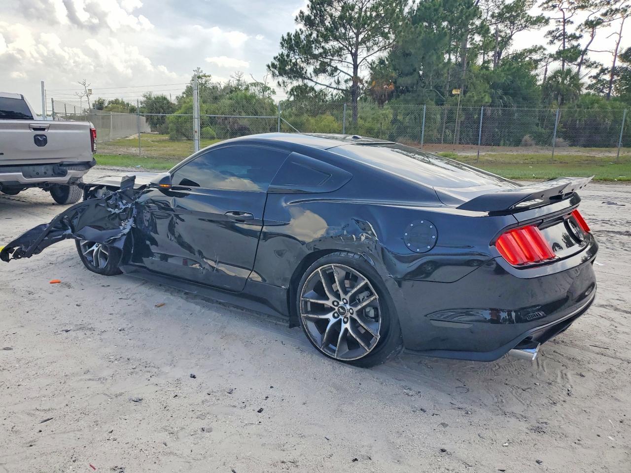 2016 Ford Mustang Gt - Image 2