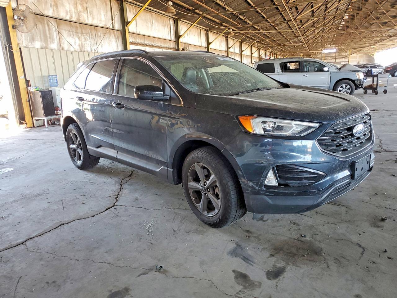 2022 Ford Edge Sel - Image 4
