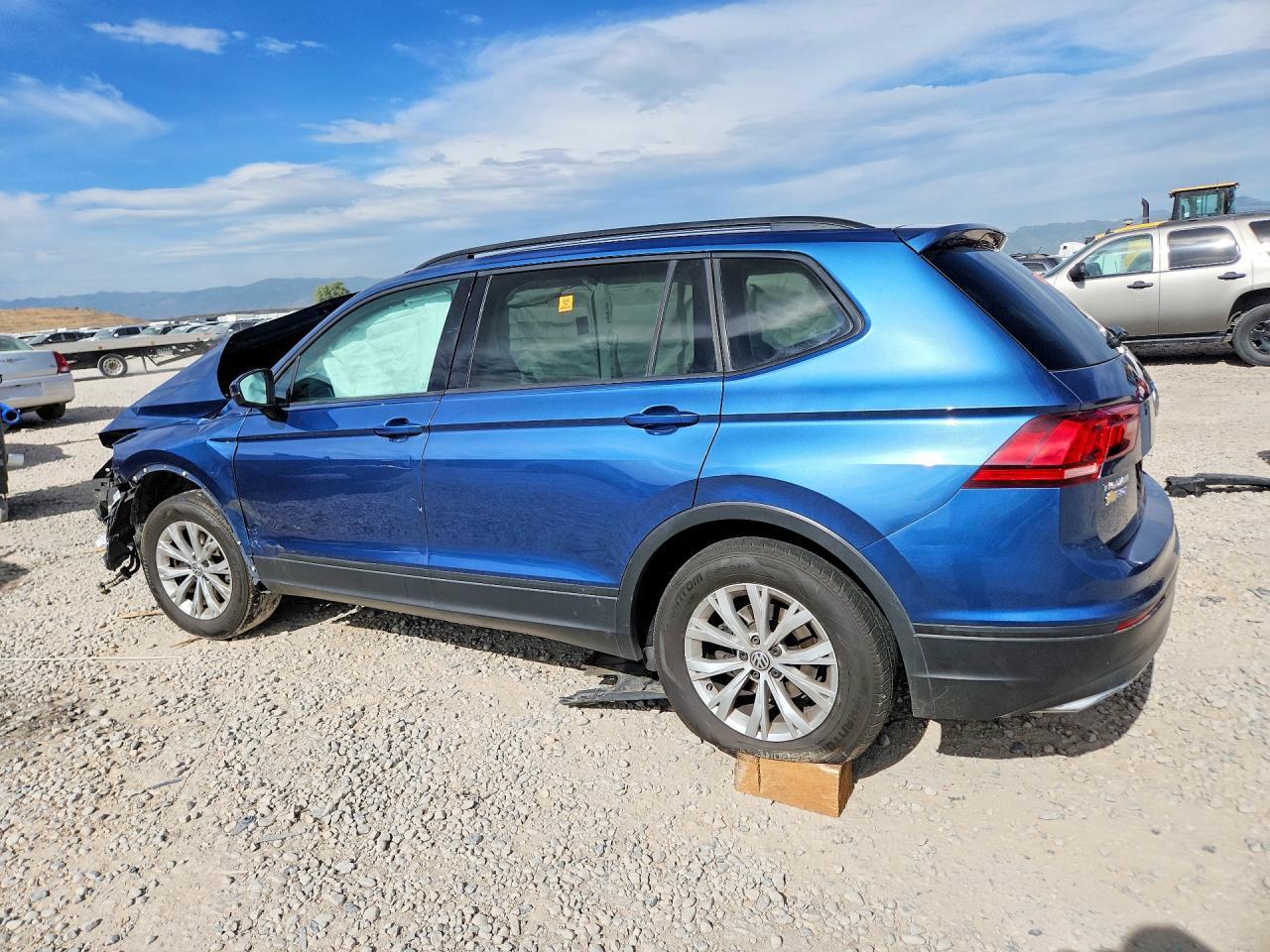 2018 Volkswagen Tiguan S - Image 2