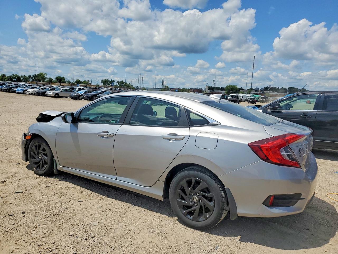 2018 Honda Civic Ex - Image 2