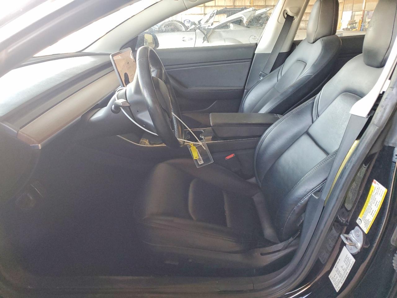 2019 Tesla Model 3 - Фото 7
