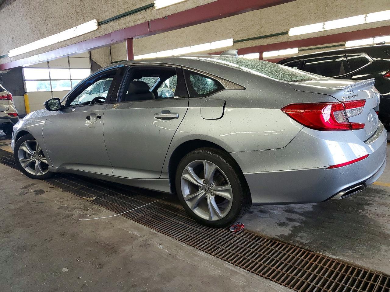 2019 Honda Accord Sport - Фото 2