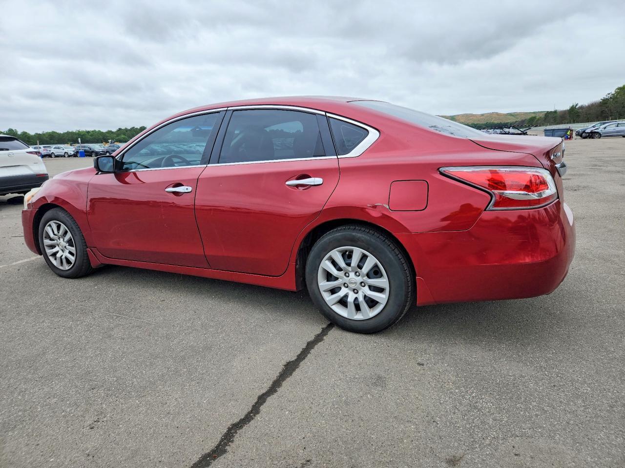 2015 Nissan Altima 2.5 S - Фото 2